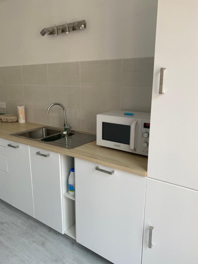 Superbe Appartement Climatise Avec Parking Prive Пор-Вандр Экстерьер фото